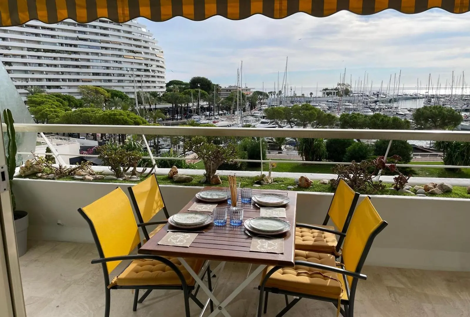 Bel Appartement Vue Sur La Marina Classe 3 Etoiles Villeneuve-Loubet